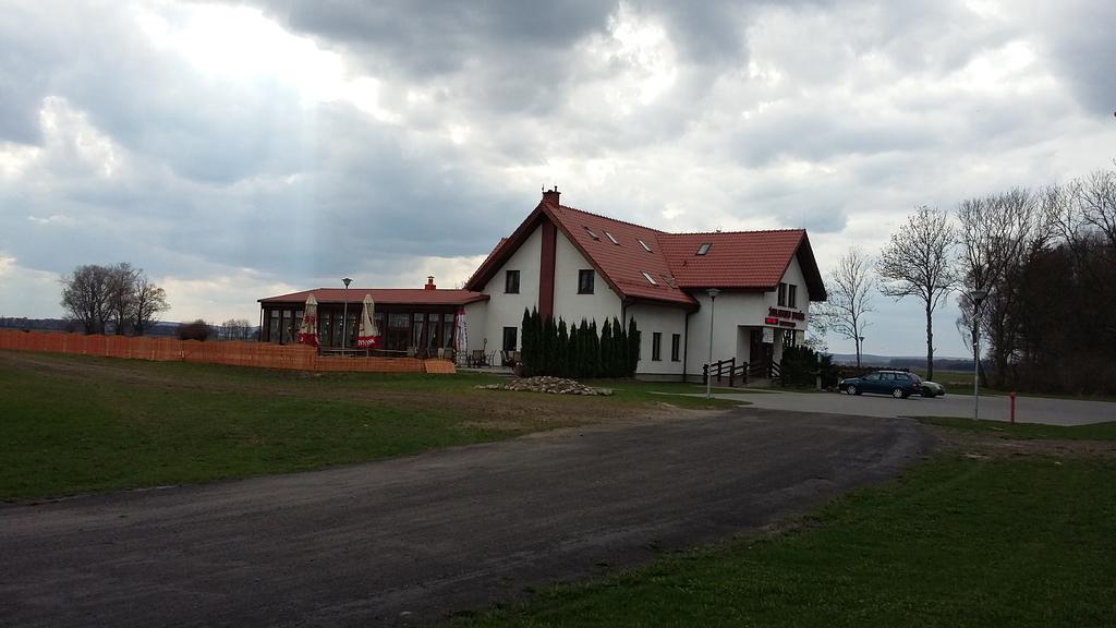 Pawlakowa Zagroda Hotel Grabiny-Zameczek Exterior photo